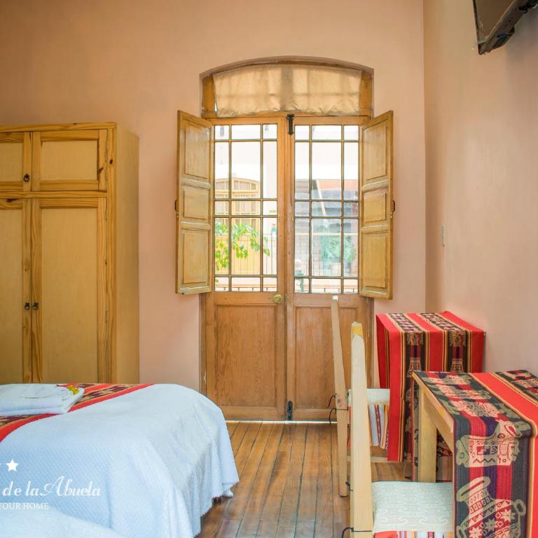Hostal La Posada De La Abuela - Habitación Doble - 2 camas - 5