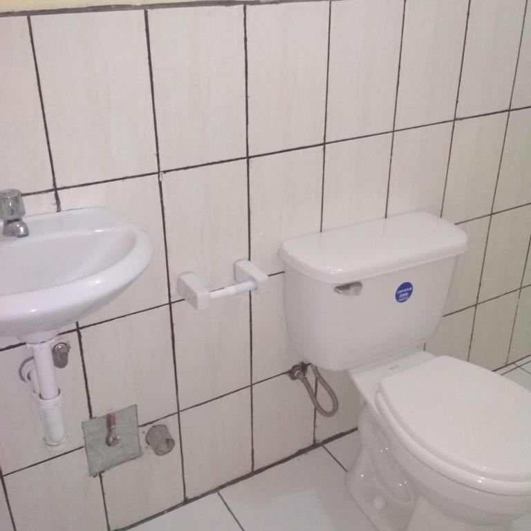 Hostal Ukumari Andino - Habitación Estándar - 1 cama grande - 4