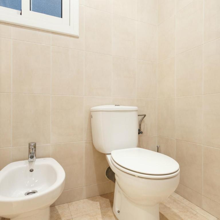 Sant Antoni Market - Large One-Bedroom Apartment (2 Adults) - 3