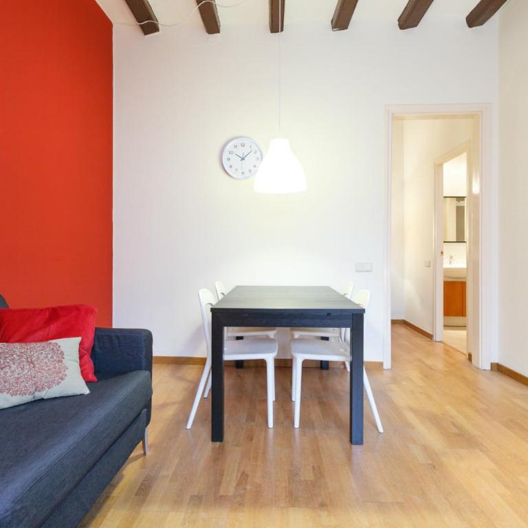 Sant Antoni Market - Large One-Bedroom Apartment (2 Adults) - 5