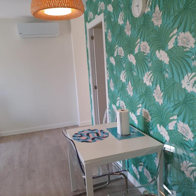 JUST To SLEEP 2 BEDROOMS APARTMENTS - Apartamento Deluxe - 11