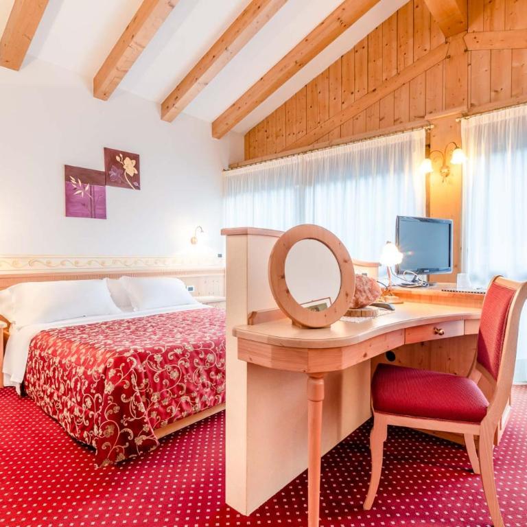 Pineta Pastry Hotel - Junior Suite con Balcone - 4