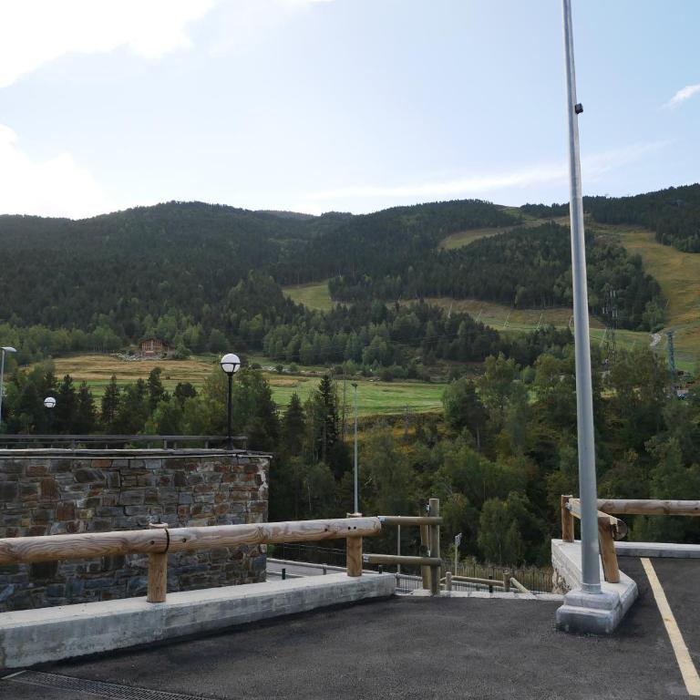 AC Apartaments El Tarter - Apartamento de 2 dormitorios con vistas a la montaña - 3