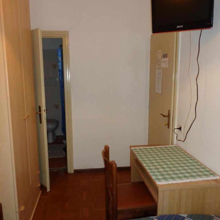 B&B Astor - Offerta Speciale - Camera Singola Standard con Vista Lago - 4