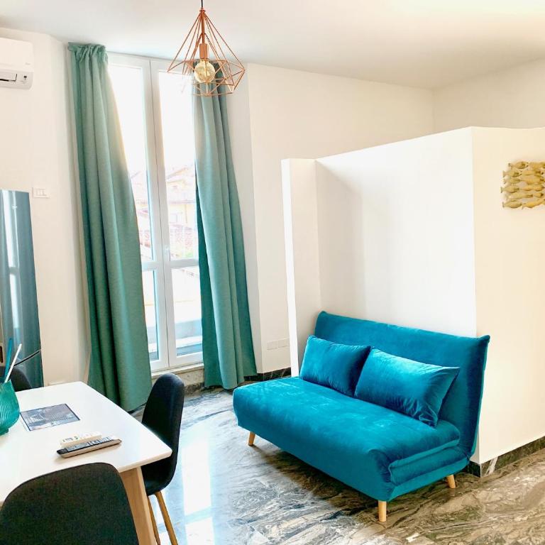 Indipendenza Luxury Apartments - Apartment with Balcony - 3