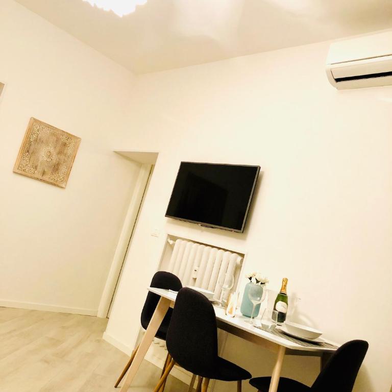 Indipendenza Luxury Apartments - Superior Apartment - 8