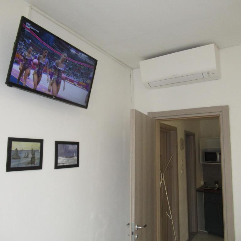 Appartamenti Borghetto San Donato 105 - Apartment with Terrace - 13