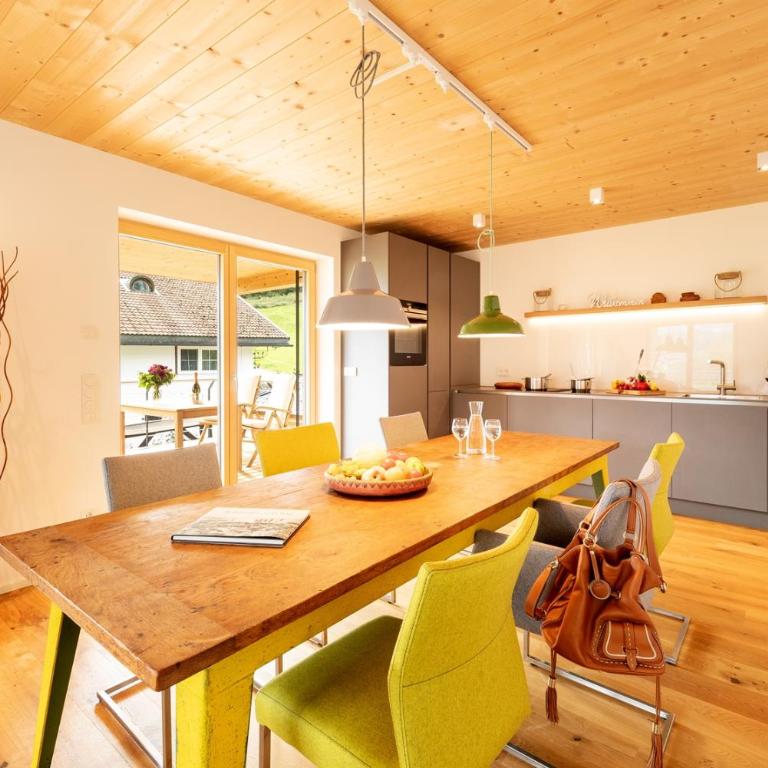 "Landhaus Panorama" - Luxuriöse Ferienwohnungen in bester Lage für gehobene Ansprüche - Deluxe Apartment - 2