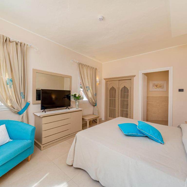 Hotel Cala Lunga - Sistemazione Familiare Prestige con 2 Camere da Letto e Vista Mare Parziale - 9