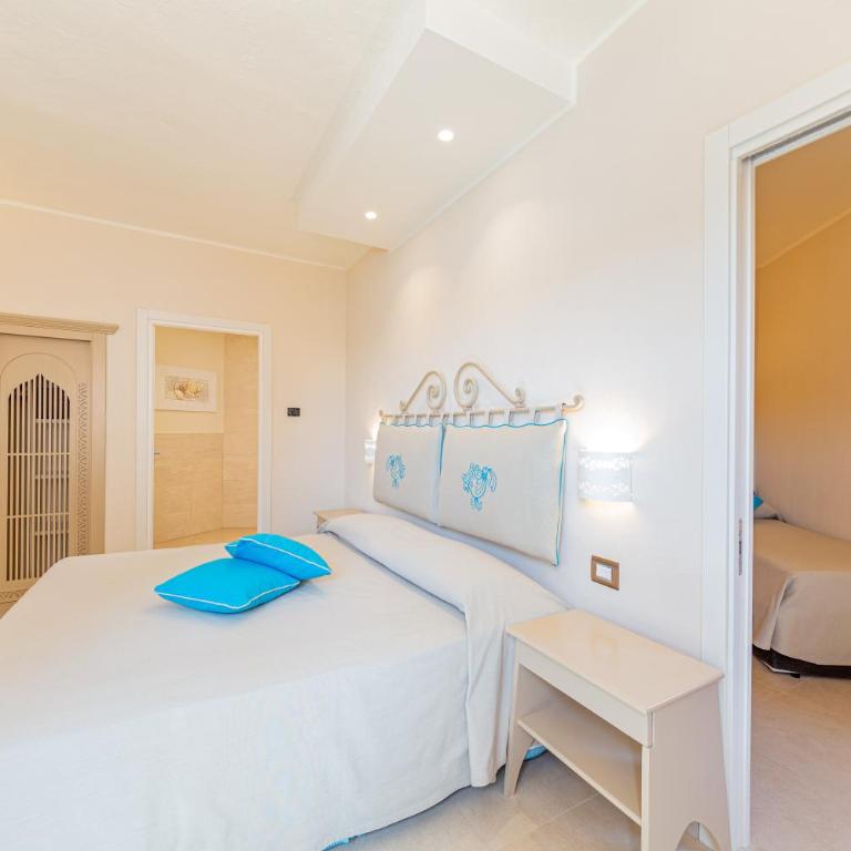 Hotel Cala Lunga - Sistemazione Familiare Prestige con 2 Camere da Letto e Vista Mare Parziale - 10