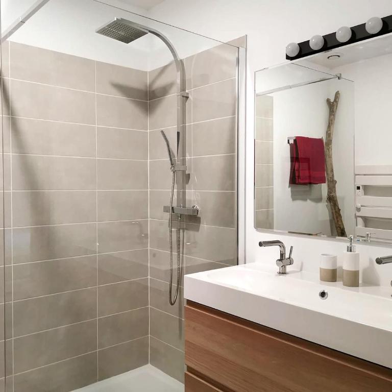Le Clos Ayanna - Doppel-/Zweibettzimmer mit eigenem Bad - 2