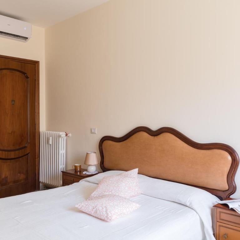 Hortis Apartment, 5 persone, 2 camere, balcone, Metro C per il Colosseo a 10 minuti e tram per Termini a 2 minuti - Appartement 2 Chambres - 7