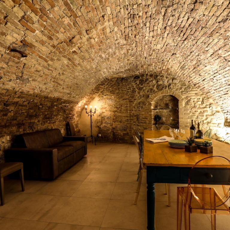 The Tower's Garden - One-Bedroom Apartment - 20