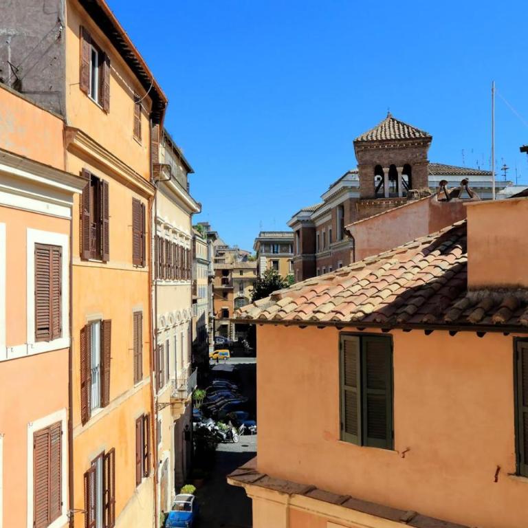 Campo Dei Fiori Home - Appartamento con 2 Camere da Letto - 11