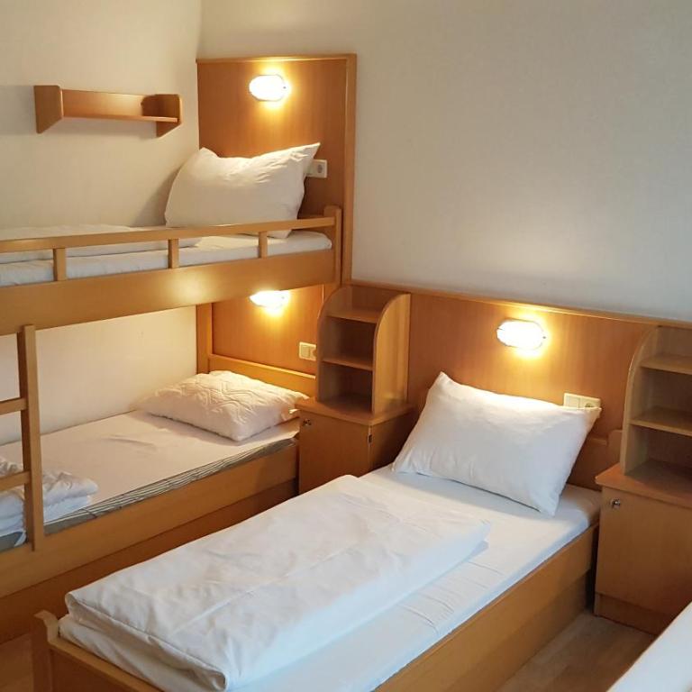 Jugendherberge Bad Gastein - Family Room - 4