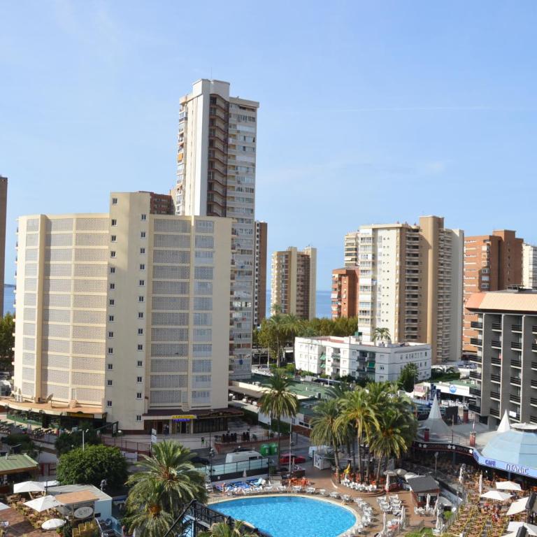 Apartamentos Provima - Apartamento con terraza - 2