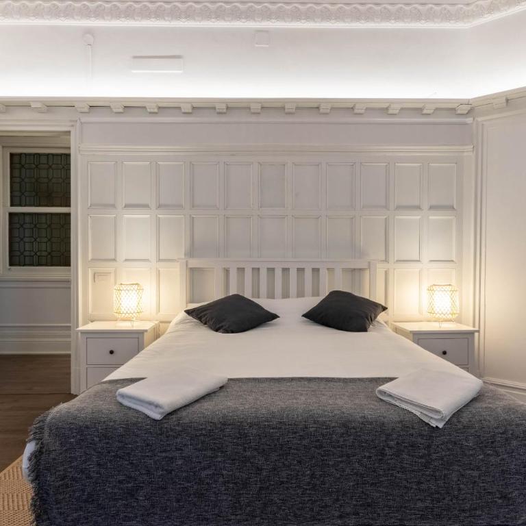CENTRAL by Kyosai - Three-Bedroom Apartment - 12