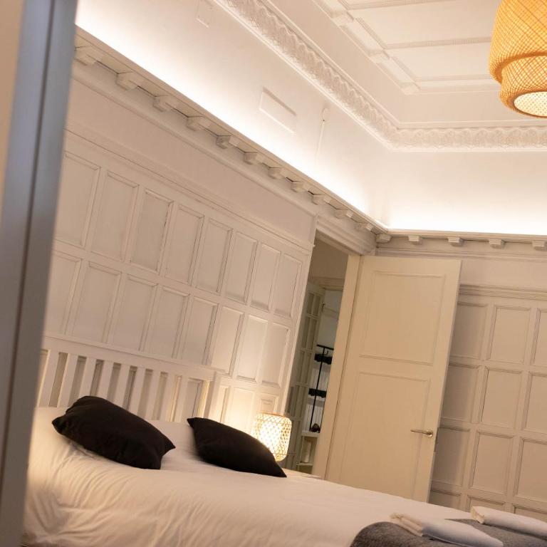 CENTRAL by Kyosai - Three-Bedroom Apartment - 13
