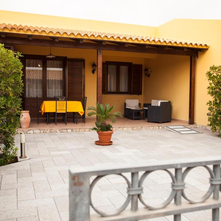 AROMA GARDEN - Appartamento con 2 Camere da Letto - 1