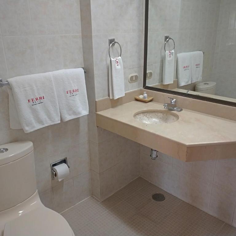 Hotel Ferri - Twin Room - 1