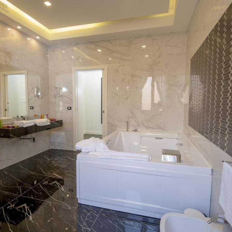 Palazzo Firenze - Suite - 9