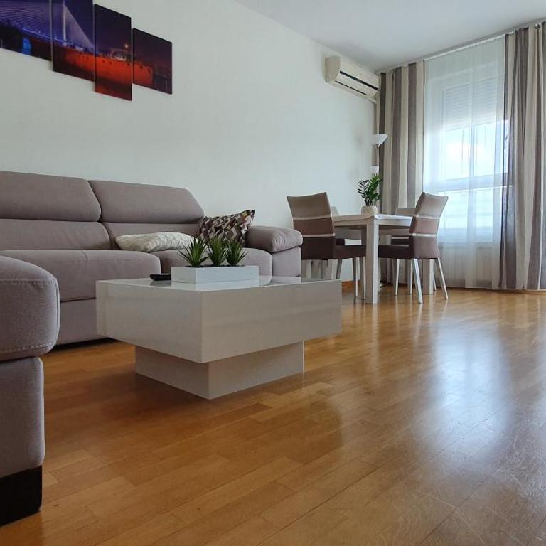 Royal apartment Belvill - Two-Bedroom Apartment - 8