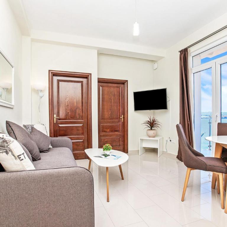Apartments Isja - Apartman sa 2 Spavaće Sobe, Balkonom i Pogledom na More - 11