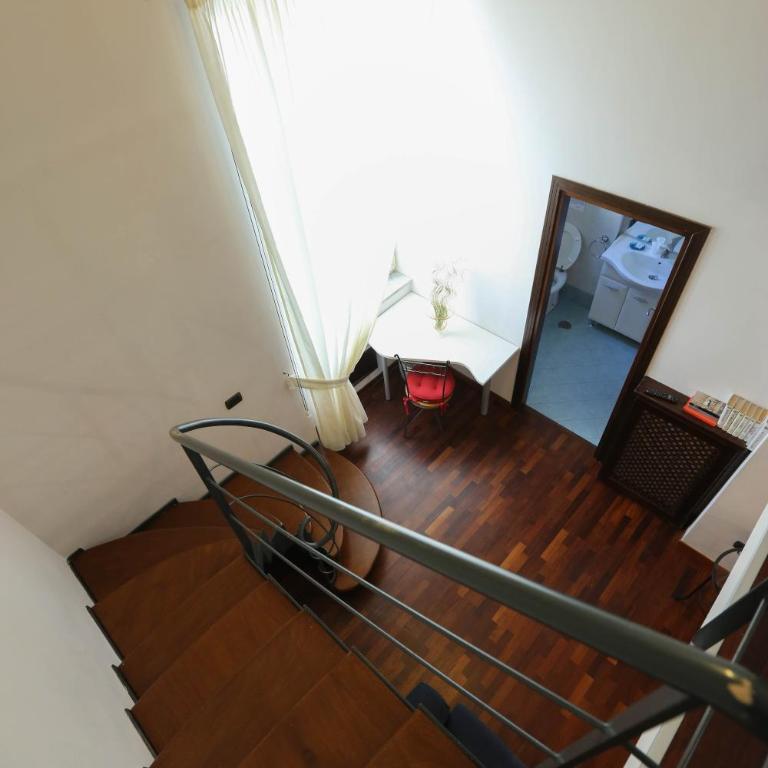 B&B Residenza MALATERRA - Camera Queen Deluxe con 2 Letti Queen-Size - 2