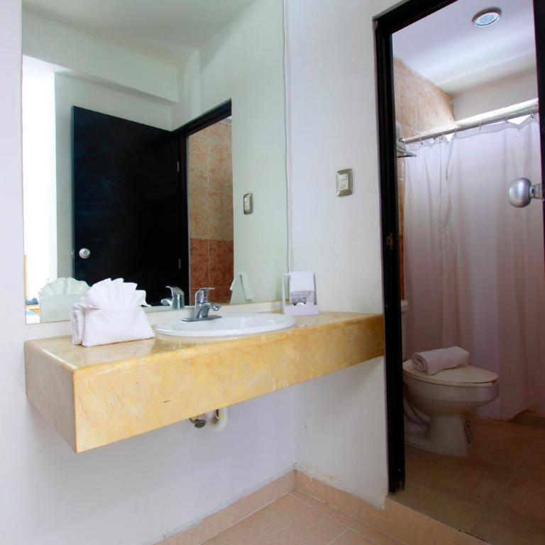 Hotel Embajadores - Double Room - 8