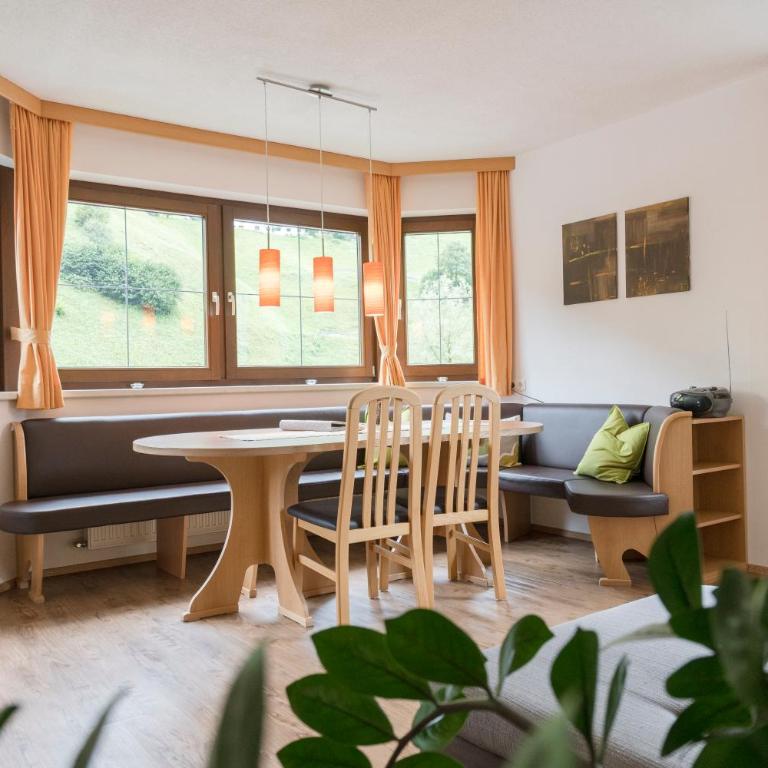 Haus Binder - Apartment mit 2 Schlafzimmern und Balkon - 11