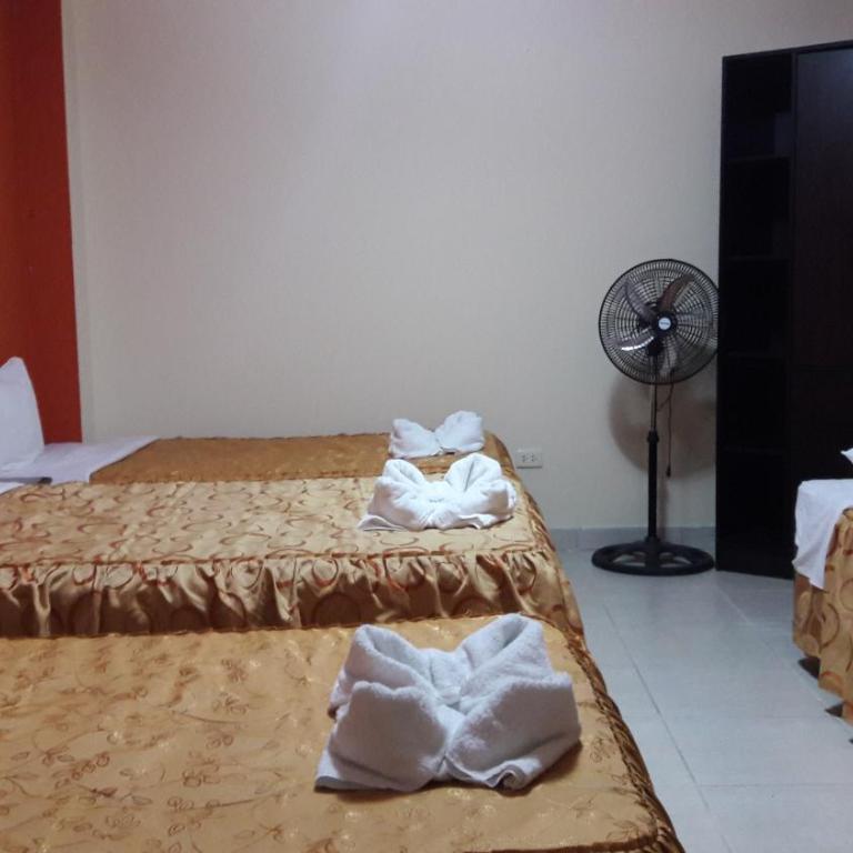 Madison Suite - Family Room with Private Bathroom - 2