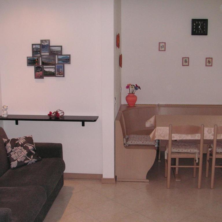 Casa Ferrari Monica - Appartamento con 2 Camere da Letto - 11