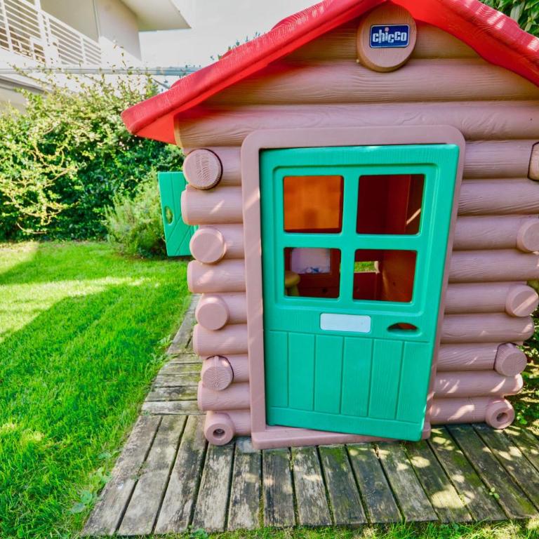 1Dest - Private Garden In Paradise - Appartamento con 2 Camere da Letto e Giardino - 9