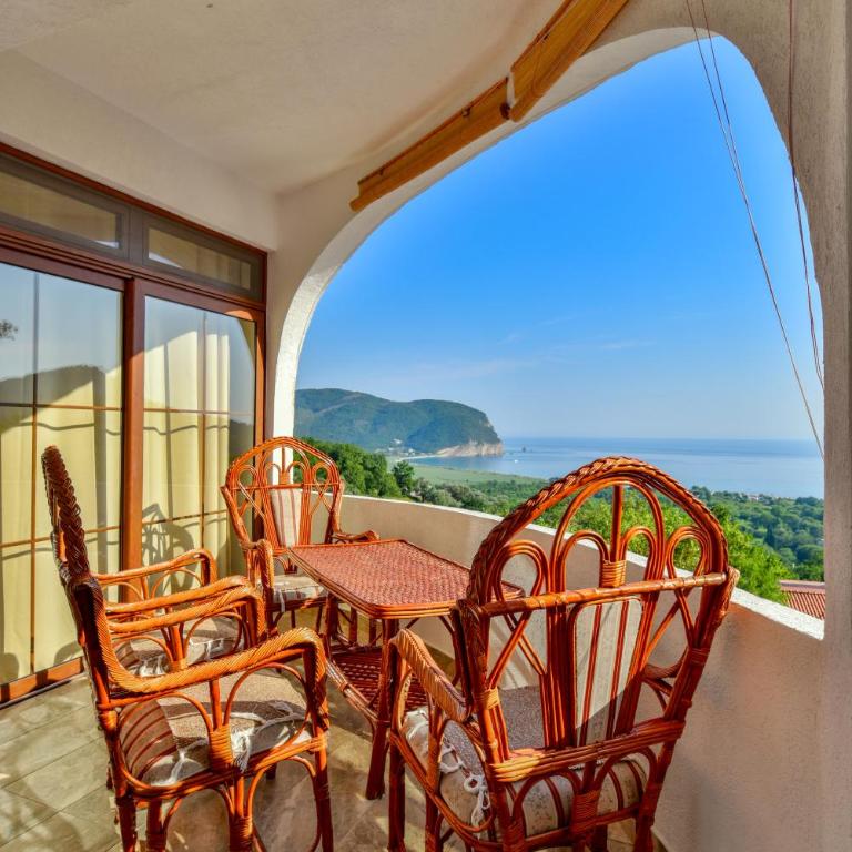 Pataki Guesthouse - Deluks Apartman sa 2 Spavaće Sobe i Pogledom na More - 4