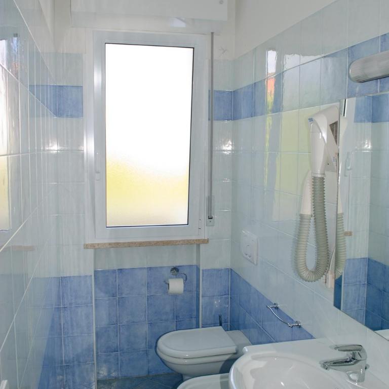 Family Residence Nuova Orchidea - Two-Bedroom Apartment with Terrace - 12