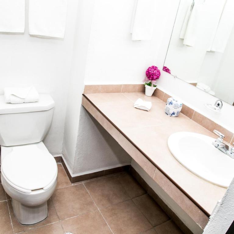 Booking Dioh - King Suite with Balcony - 7