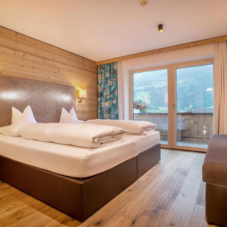 Hotel Tipotsch - Deluxe Doppelzimmer mit Balkon - 6