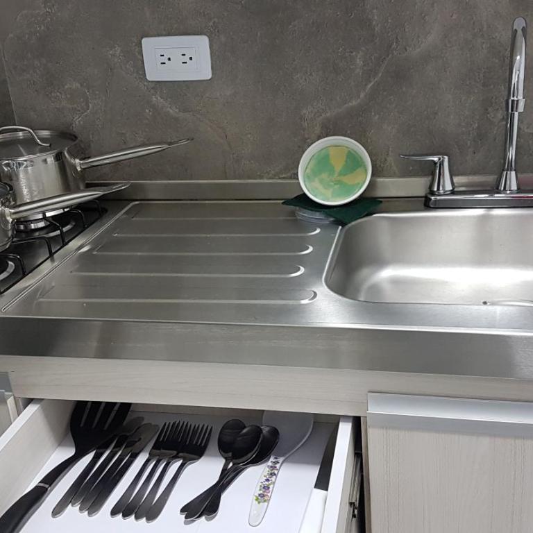 ELEGANTE, CÓMODO Y MODERNO APARTAMENTO - SUR DE CALI - Apartamento Estándar - 21