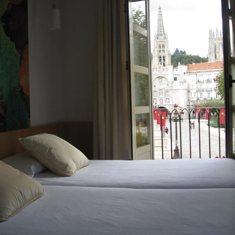 Hotel Vía Gótica - Habitación Doble con vistas - 1 o 2 camas - 5