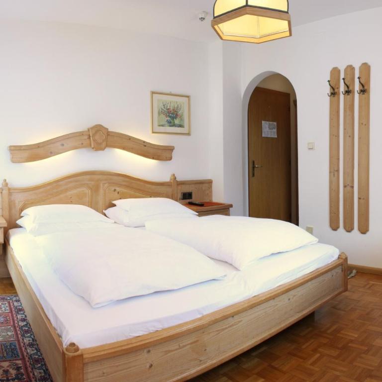 Hotel Dolomiti Madonna - Standard Double or Twin Room - 2