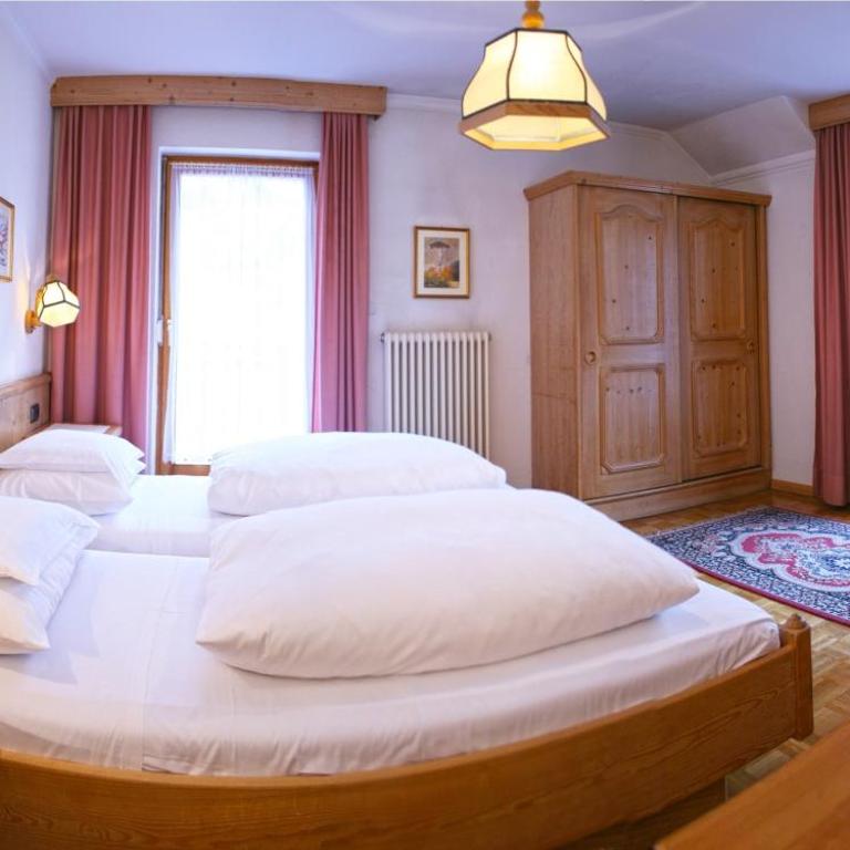 Hotel Dolomiti Madonna - Standard Double or Twin Room - 4