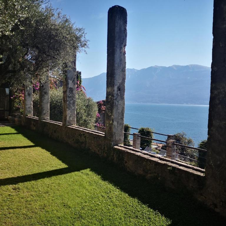 Villa Rachele: stunning luxury villa in centre Gargnano with private pool and breathtaking views - Villa con piscina privada - 8
