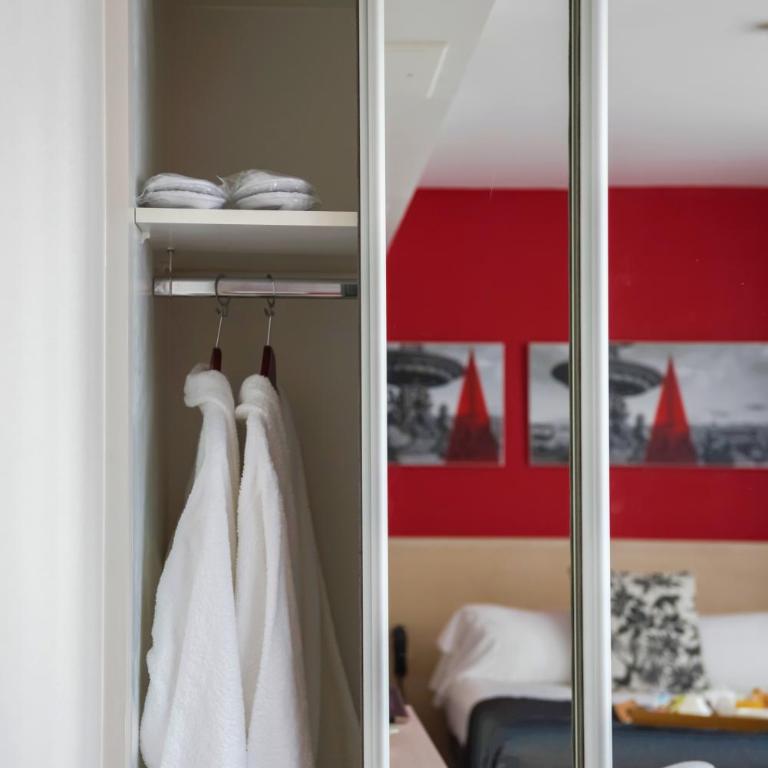 Hotel Le Richemont - Chambre Deluxe - 8