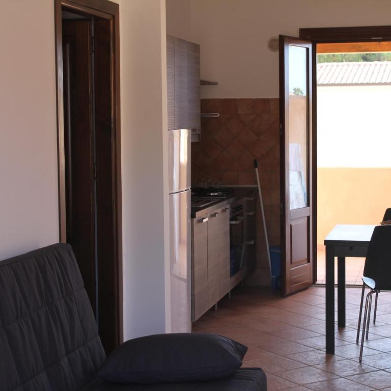 Campofelice Holidays - Appartamento con 1 Camera da Letto e Balcone - 8
