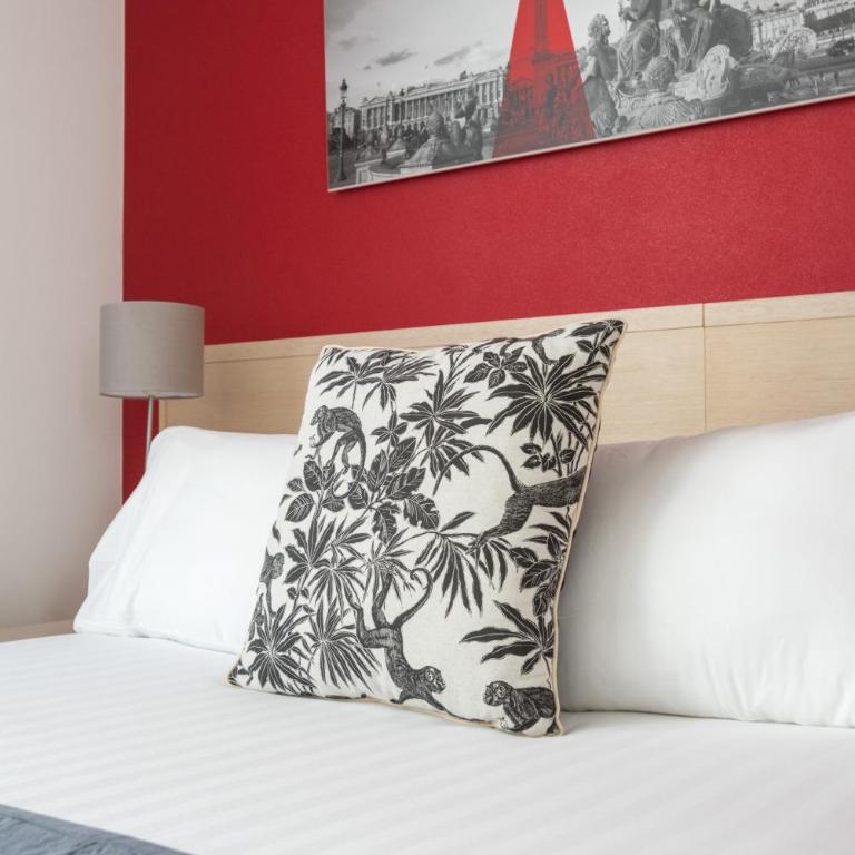 Hotel Le Richemont - Chambre Lit Queen-size - Accessible aux Personnes à Mobilité Réduite - 4
