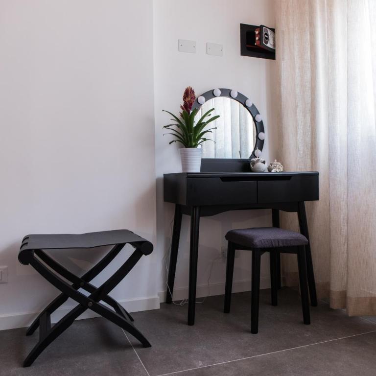 Maison Heloise - One-Bedroom House - 32