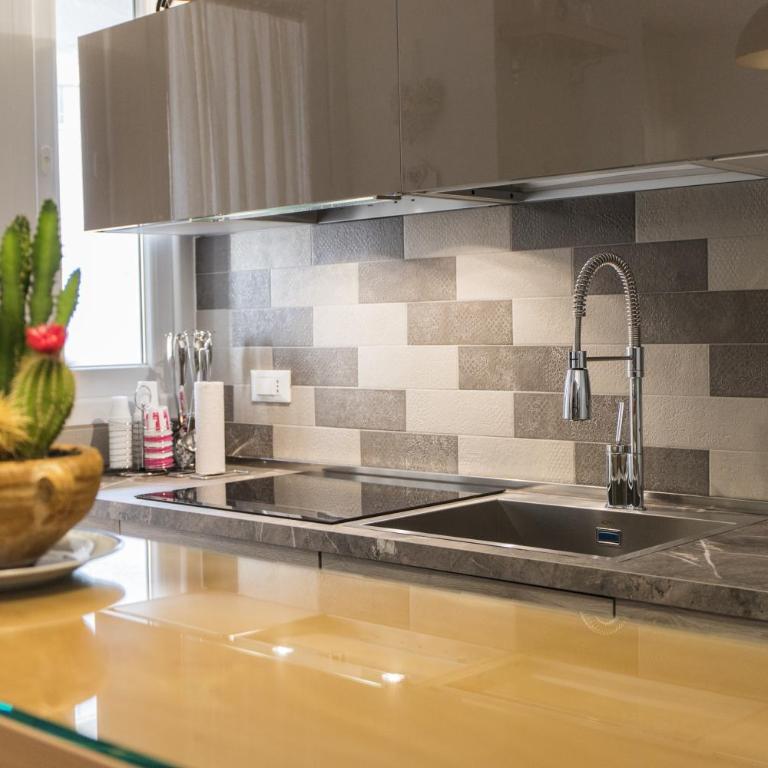Maison Heloise - One-Bedroom House - 5