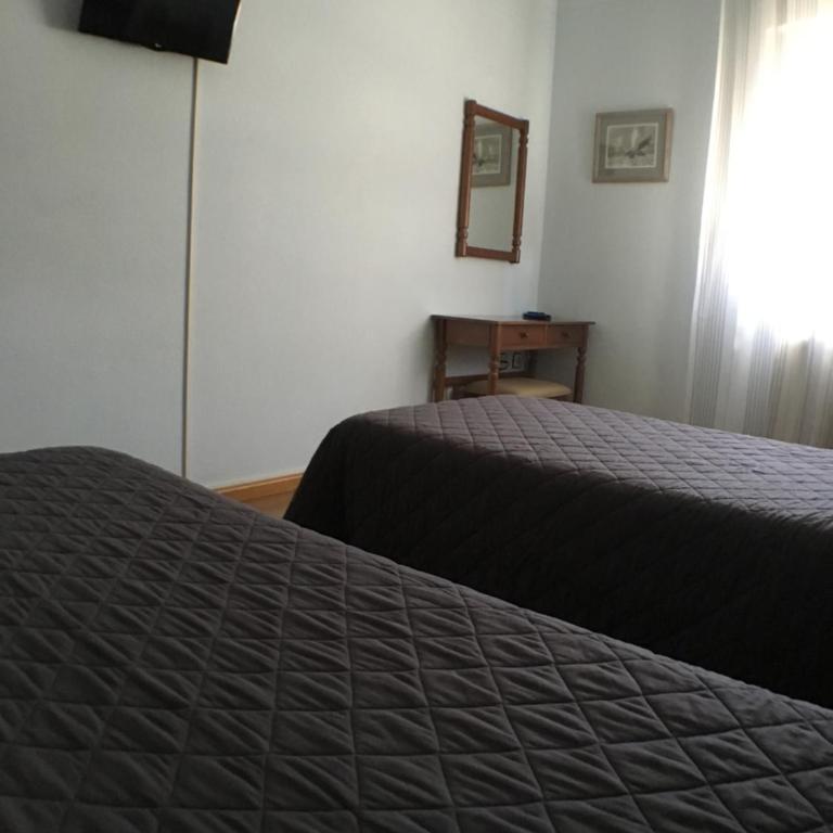 Hostal ** EC León - Habitación Doble - 2 camas - 16
