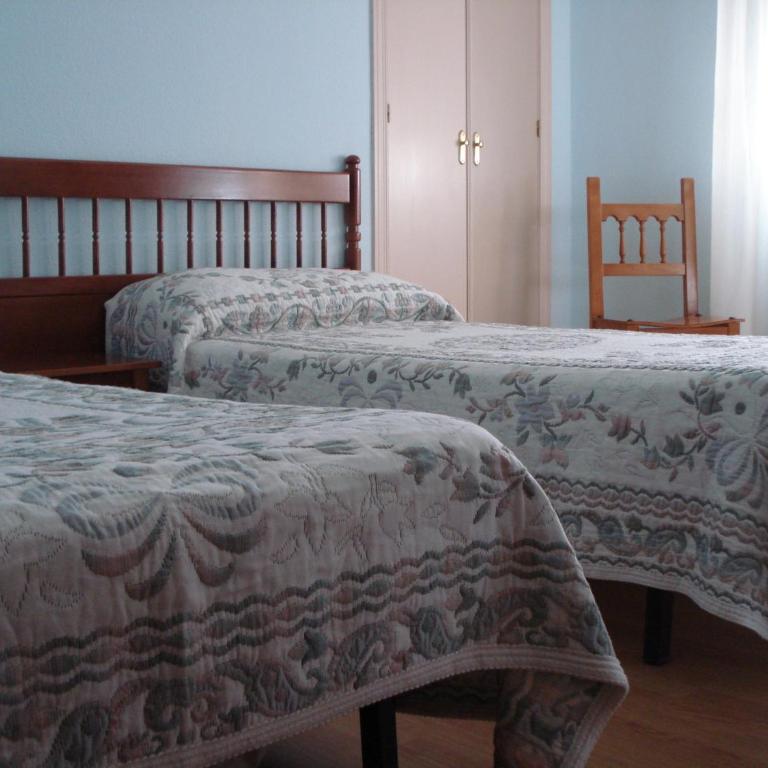 Hostal ** EC León - Habitación Doble - 2 camas - 14