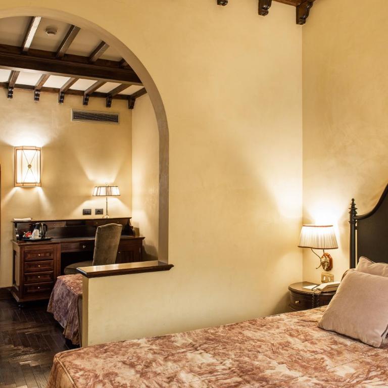 Grand Hotel Baglioni - Camera Tripla Classic - 5